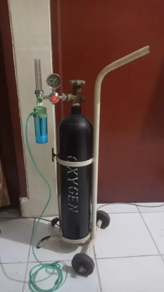 TABUNG OXIGEN& REGULATOR OXIGEN SUDAH ADA ISINYA