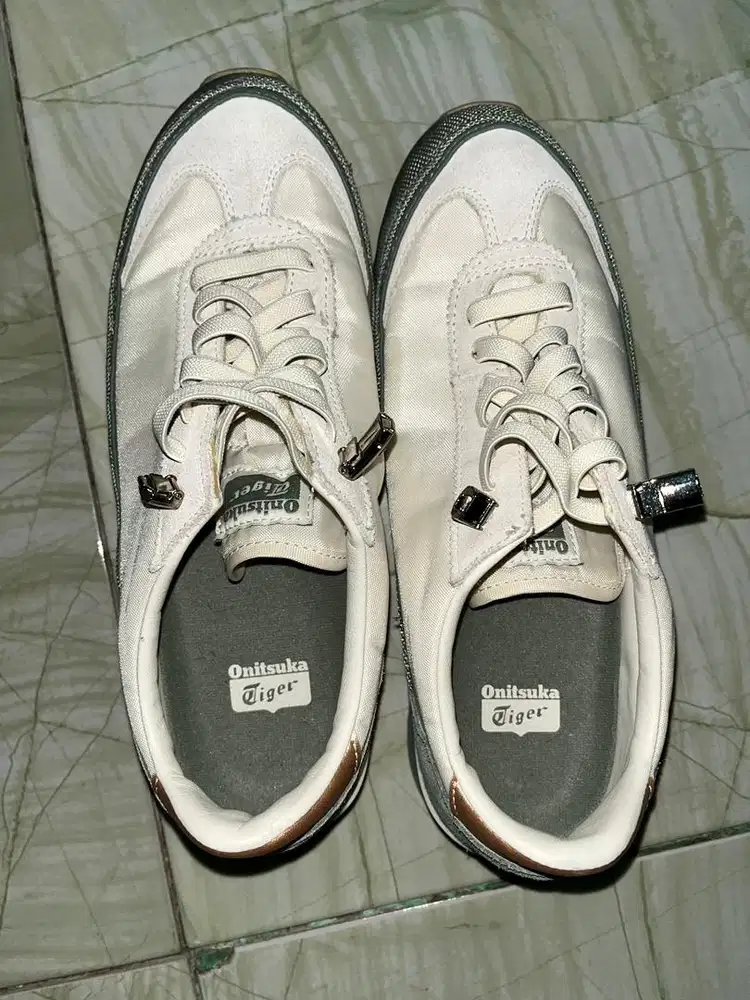 Jual sepatu onitsuka ori