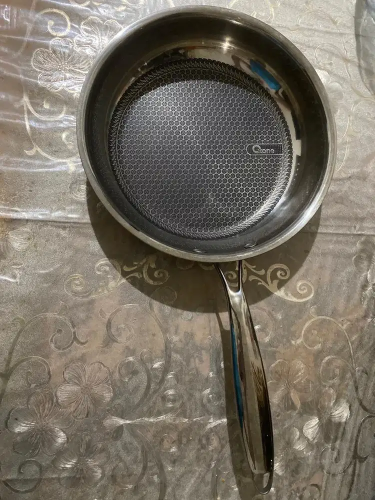 Fry pan oxone honey comb diameter 24cm