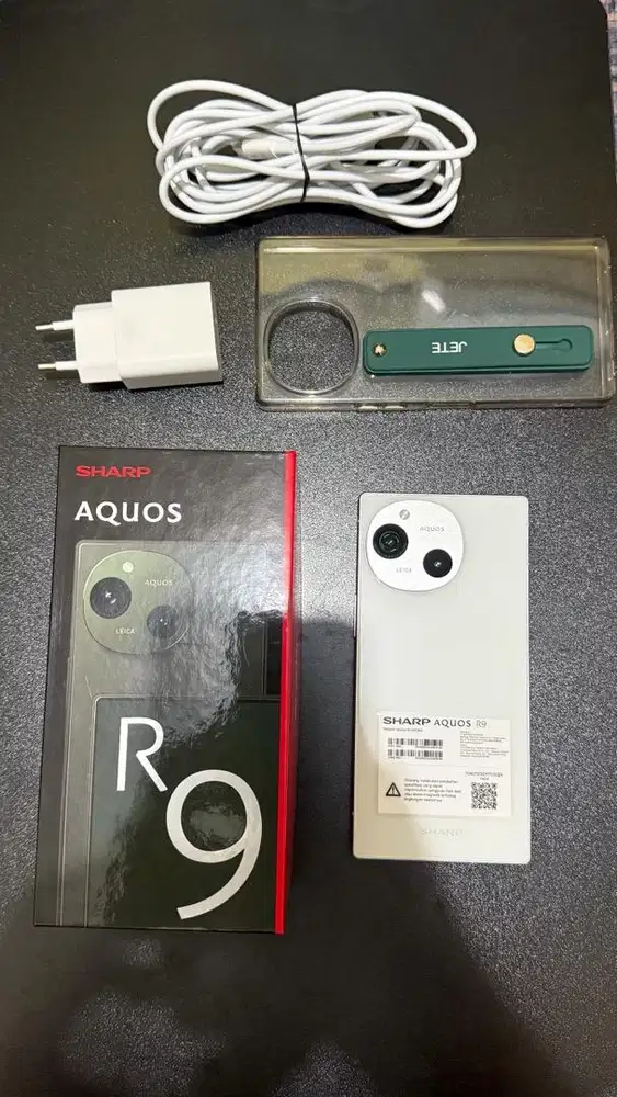JUAL CEPAT SHARP AQUOS R9 WHITE LIKE NEW 100% MULUS