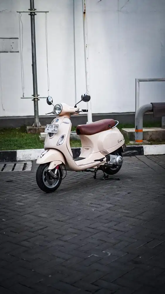 LX 150 2v 2012 CREAM
