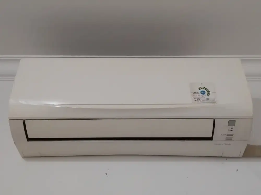 JUAL AC DAIKIN 1 PK THAILAND