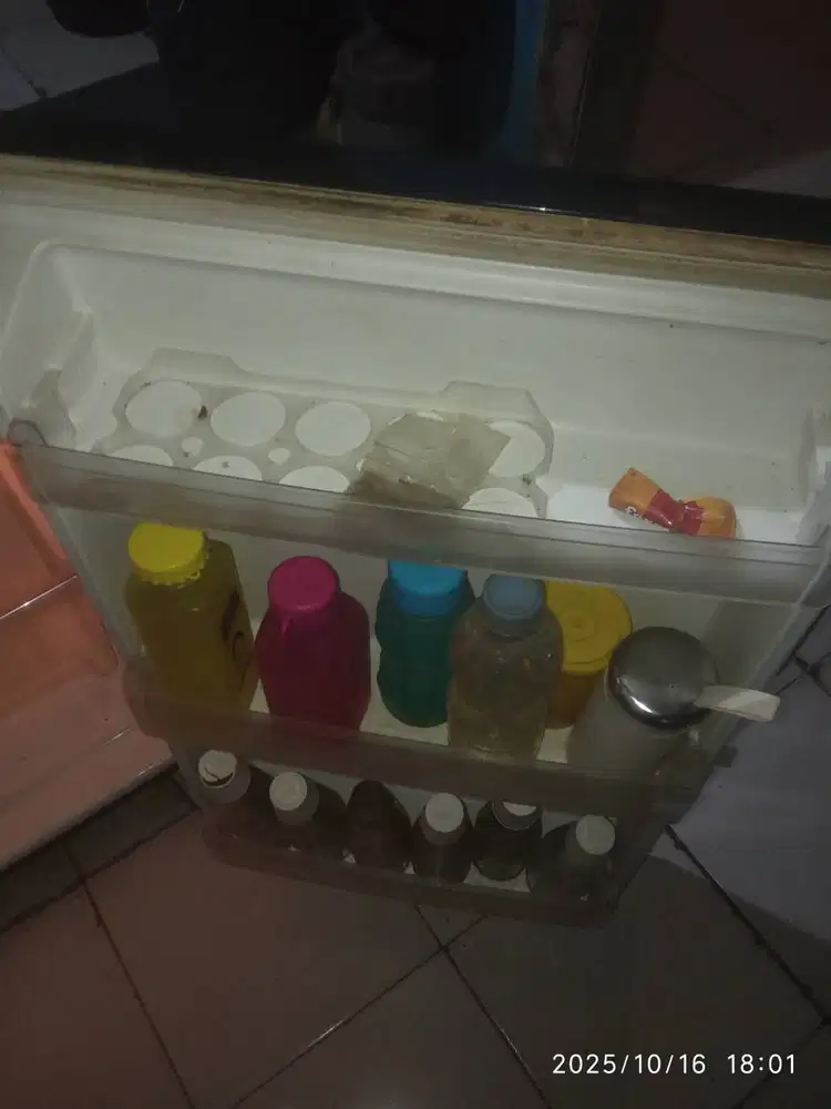 Jual kulkas 2 pintu merk Aqua