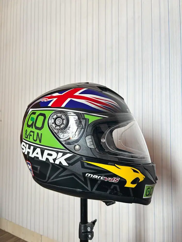 Helm Shark Size L