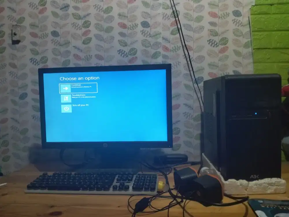 DIJUAL KOMPUTER NYALA DAN LAPTOP LENOVO RUSAK