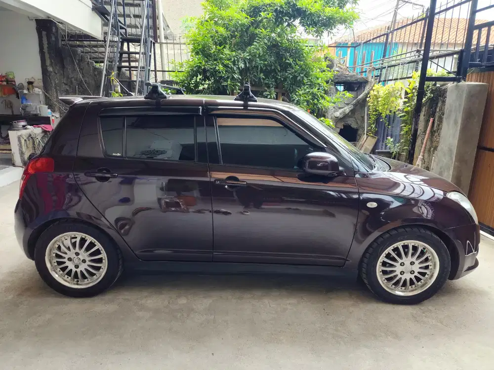 Suzuki Swift 2008 Bensin