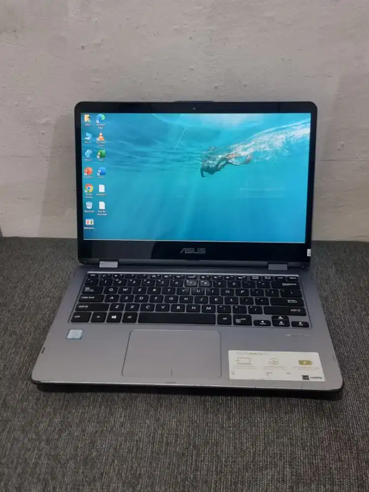 Asus VivoBook Flip 14 
Layar Sentuh Core i3 – 7100U
Ram 4GBS/SD 128GB