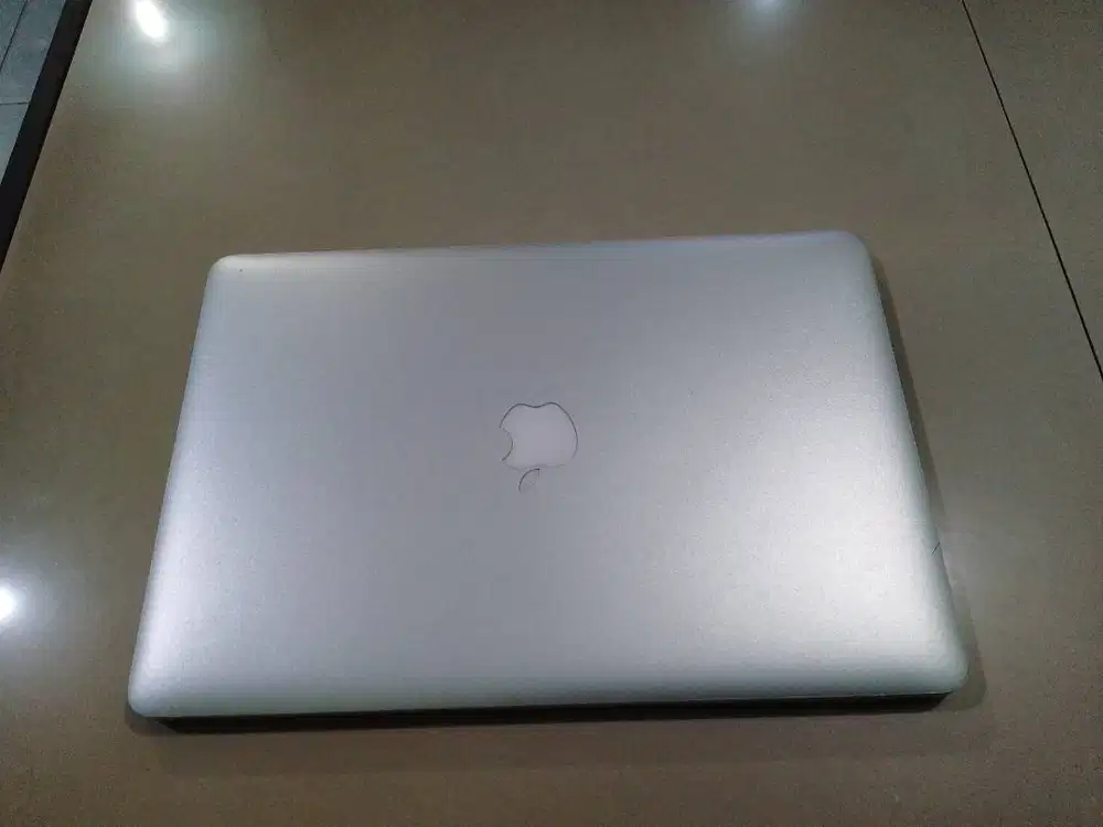 Dijual cepat laptop meckbook pro retina 2012 ram 8gb 5jt bisa nego