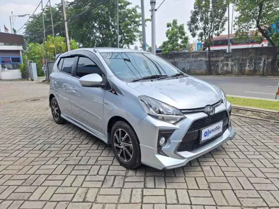 LOW DP Toyota Agya 1.2 GR Sport Bensin-AT 2022 HFU
