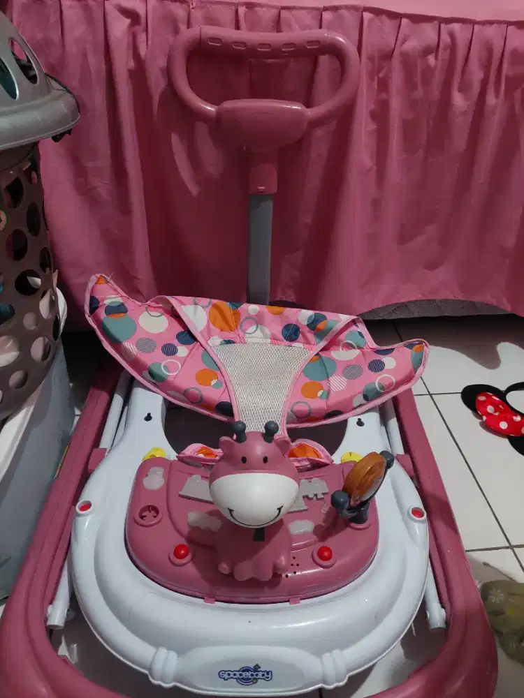 Baby walker dan ayunan baby murceee