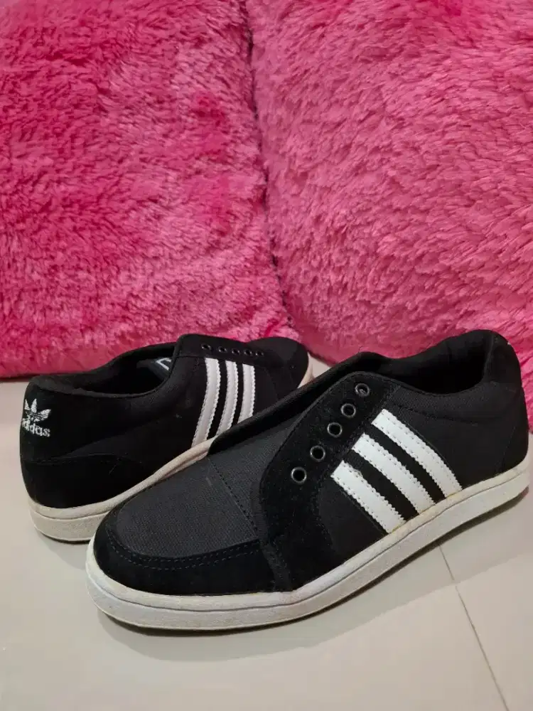 Sepatu Adid*s Homemade