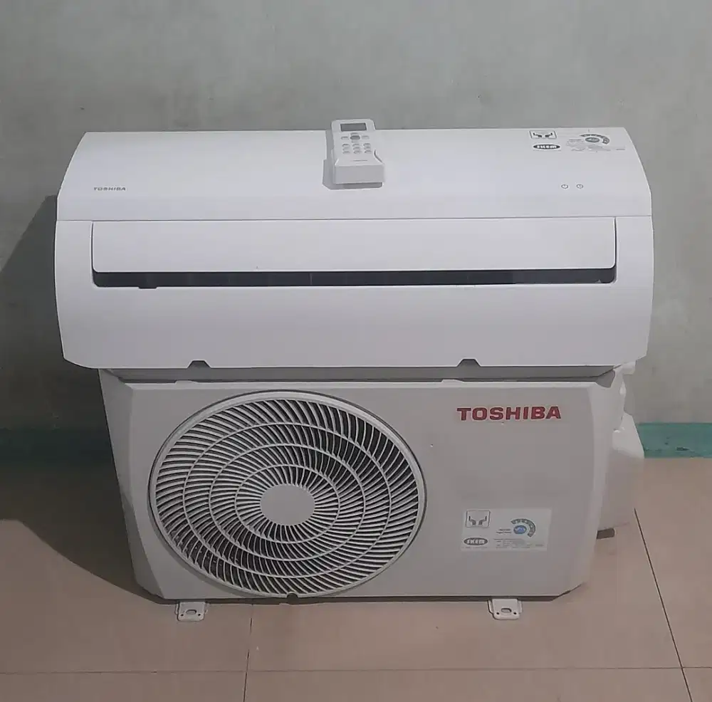 Jual ac toshiba 1/2 pk R32 terbaru masih mulus ori ful