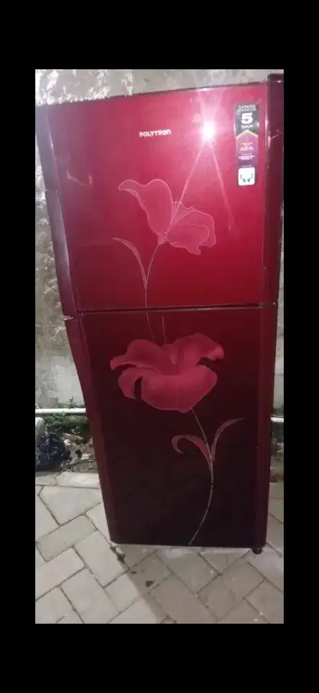 Jual kulkas 2 pintu merk POLYTRON BALEZZA