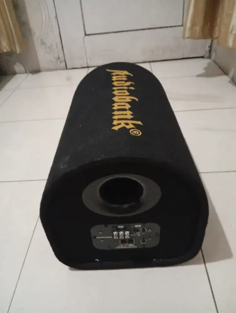 Audio Bank Subwoofer bekas copotan mobil harga 650 ribu