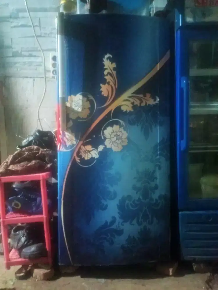 Kulkas sharp 1 pintu