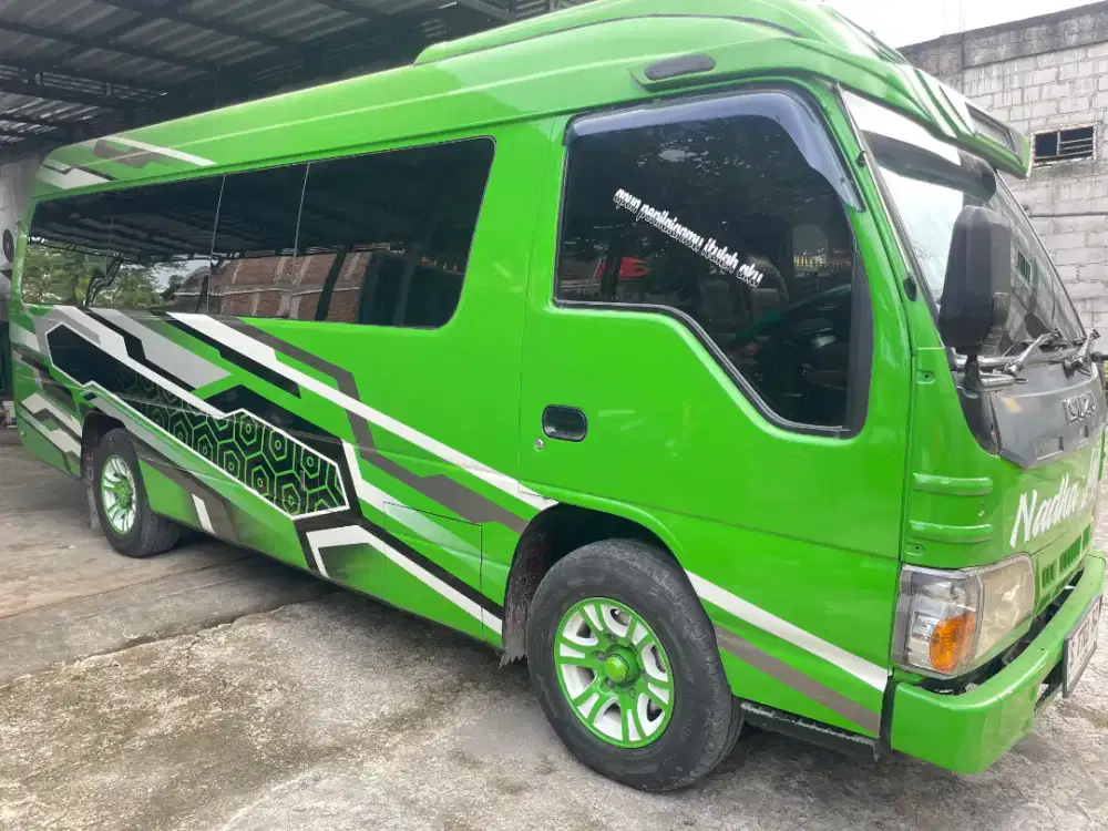 Isuzu Elf NKR55 Long