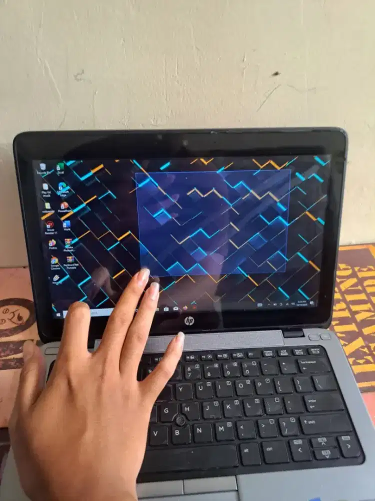 Laptop hp elite book touchscreen
