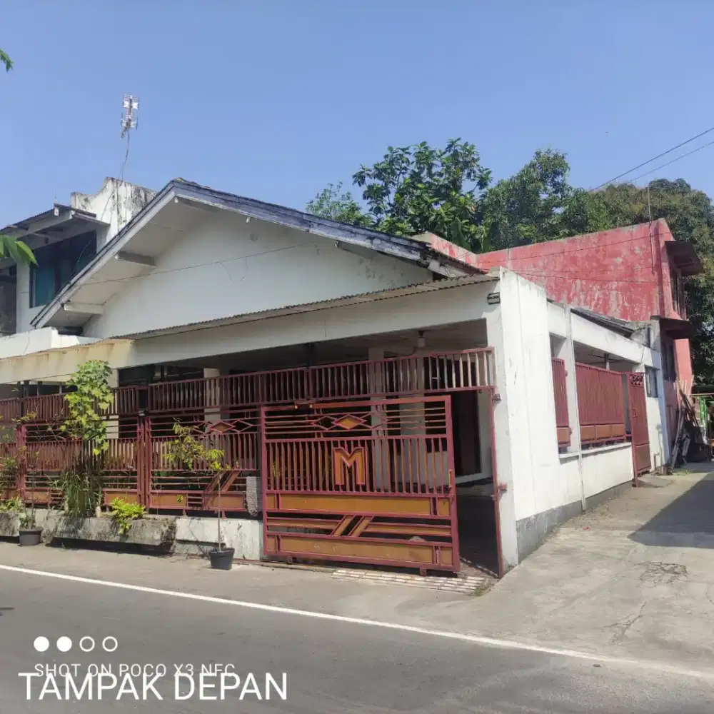 Rumah siap huni hitung tanah mangkubumen banjarsari Solo