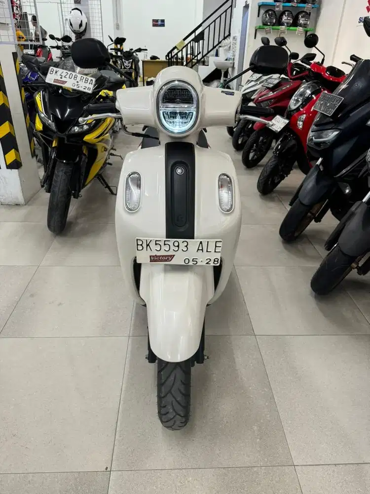 [Odo 7K KM‼️] Yamaha Fazzio Neo Hybrid Keyless tahun 2023 warna Putih