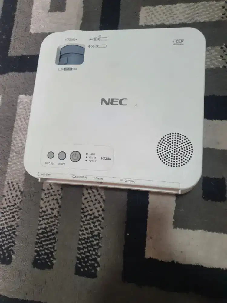 Jual proyektor nec ve280
