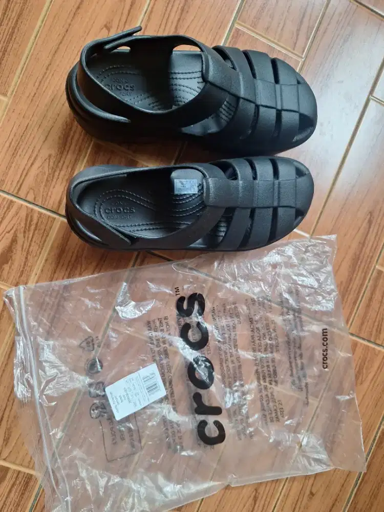Crocs asli baru, size 39