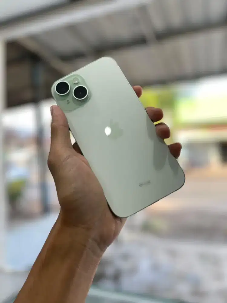 Iphone 15 128Gb iBox warna hijau