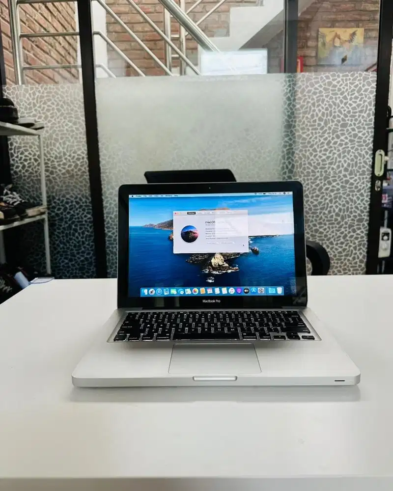 Macbook Pro 2012 MD102 13 Inch Intel Core i7 8/256 Mulus