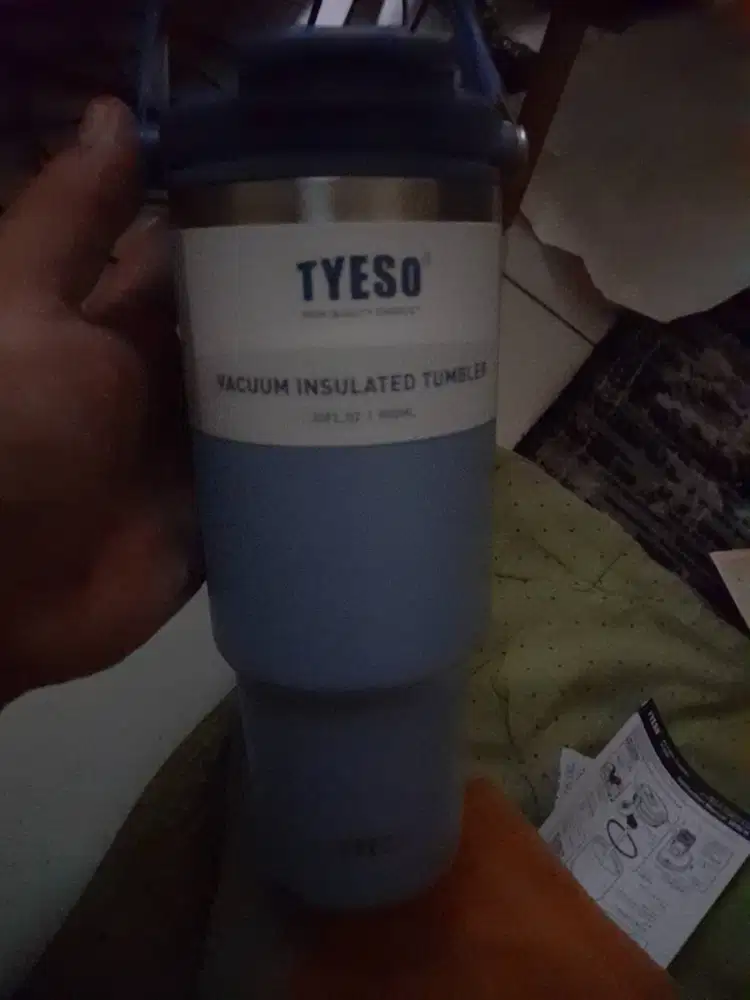 Tumbler Tyeso (Panas dan Dingin)
