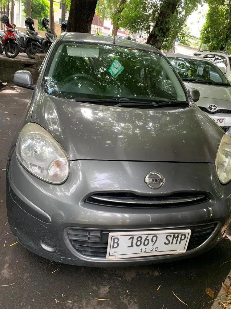 Nissan March 2013 Bensin