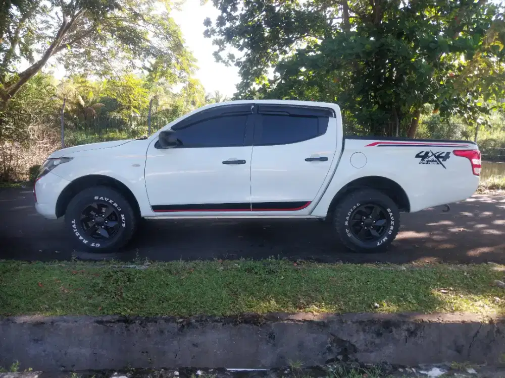 Strada triton HDX 2017 siap kerja