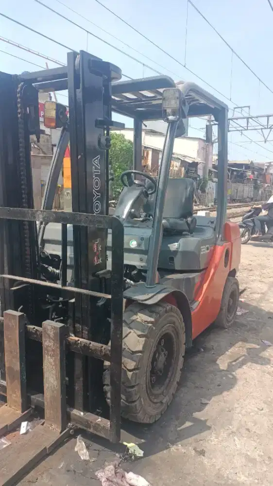 Forklift bekas Jakarta