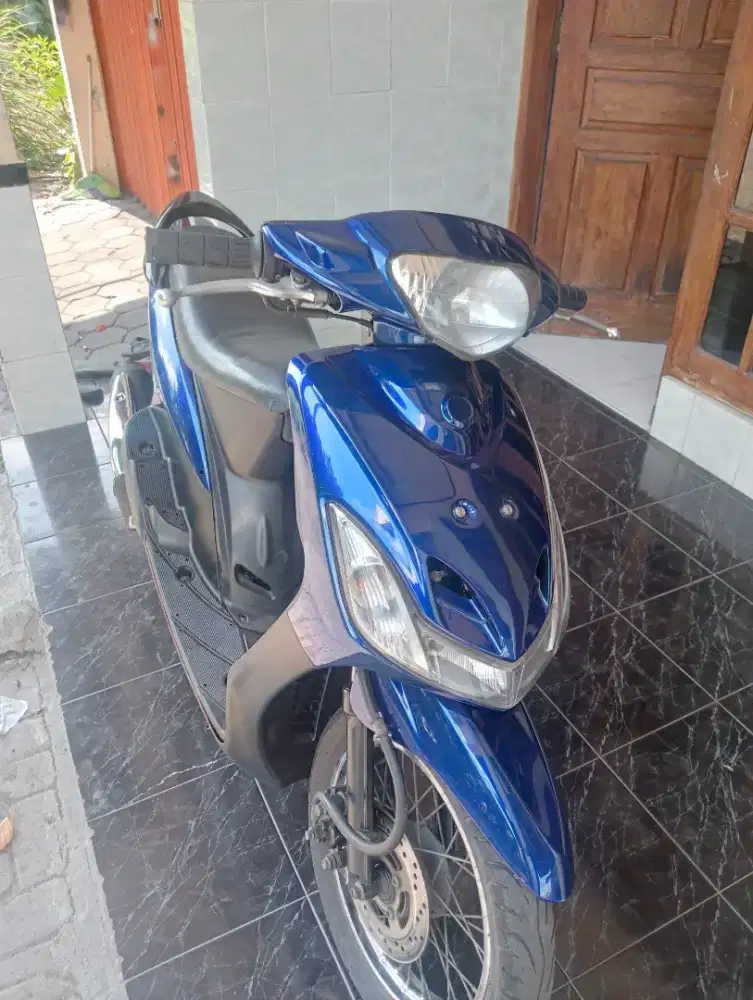 Mio smile 2010 asli hitam
