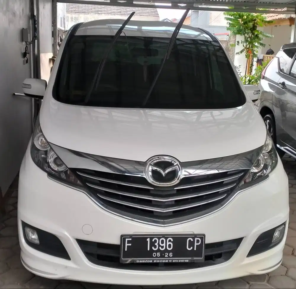 Mazda Biante Skyaktive 2015