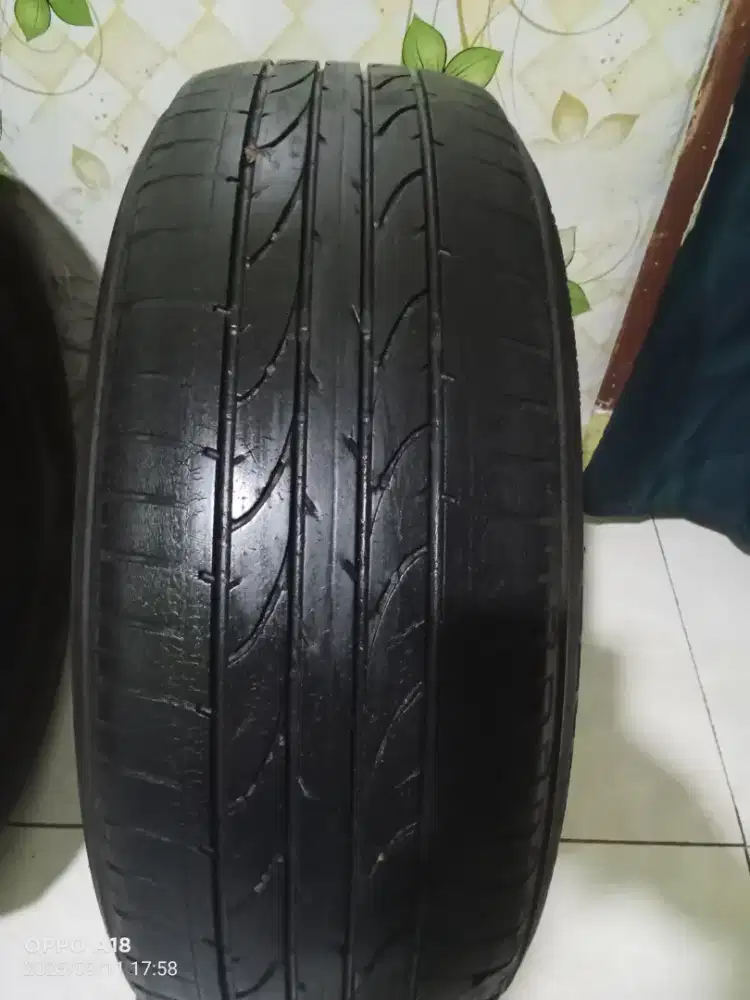 Ban Mobil bekas Murah ukuran 215/60 R17