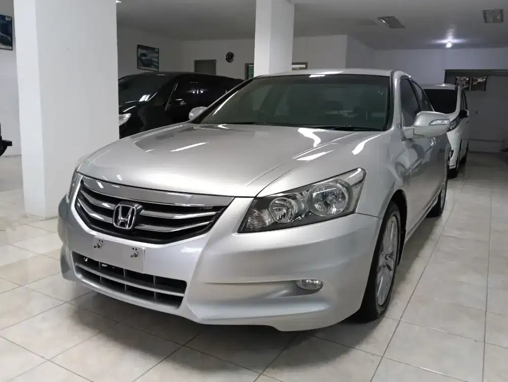 Honda Accord VTI-L Matic 2011