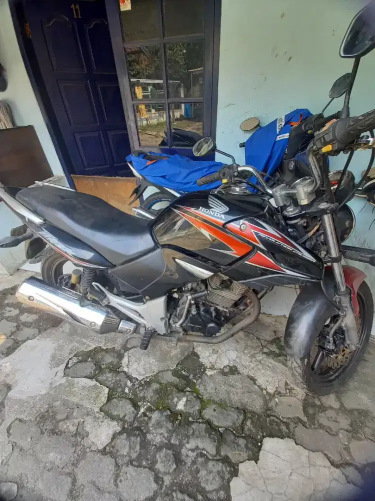 Dijual tiref tahun 2012.hrg.11'5 nepis