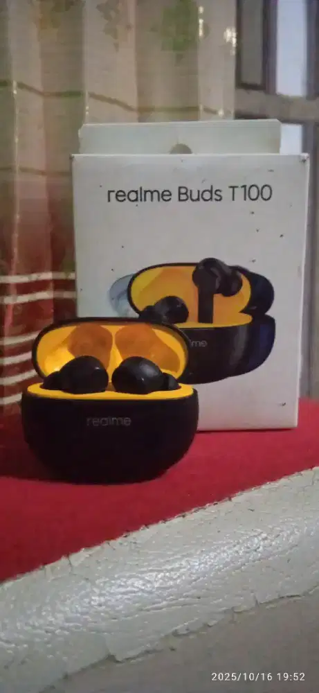 Realme Buds T100 mulus fullset