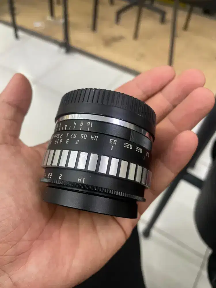 Lensa TTartisan 23mm F1.4 Fujifilm