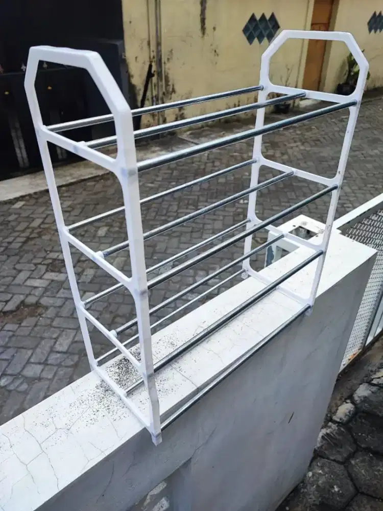 Jual rak sepatu bekas