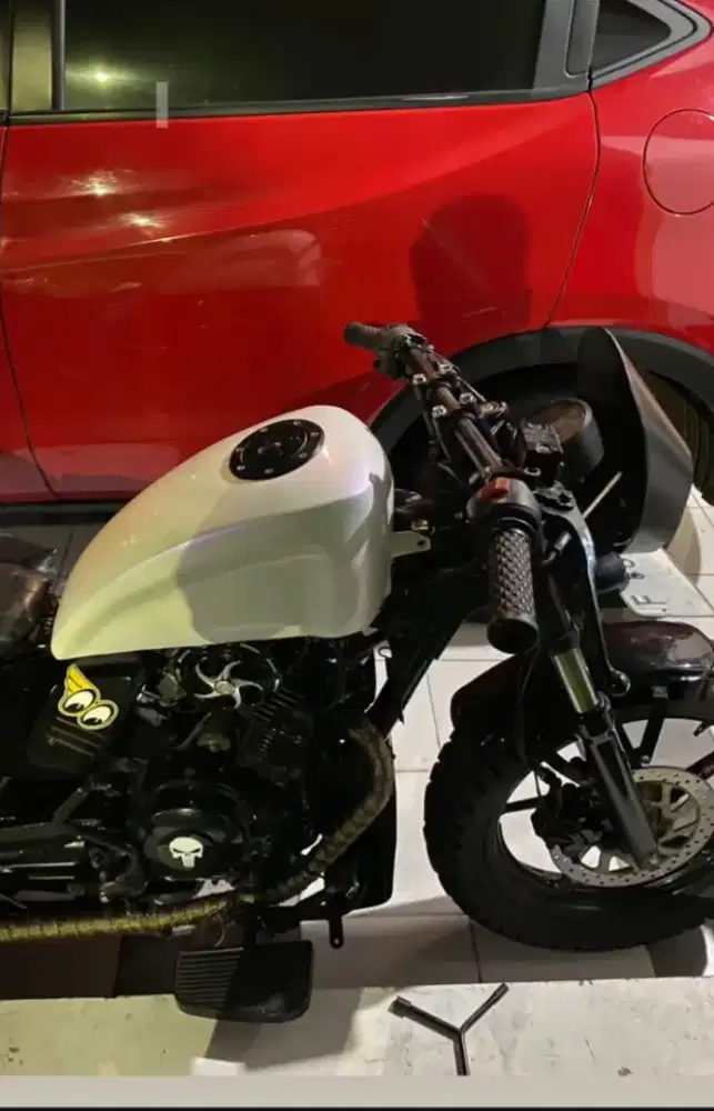 Motor Costume Bobber