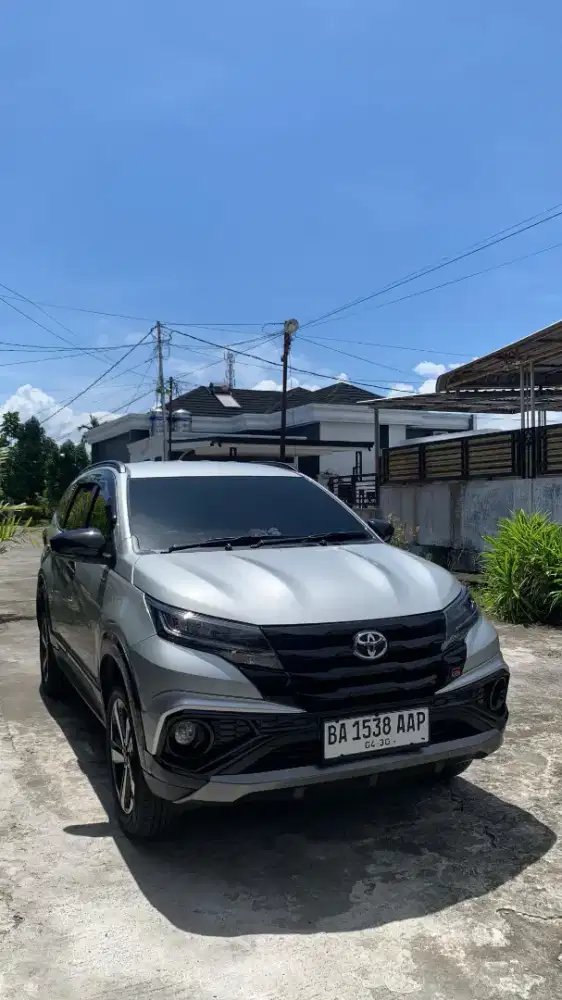 Toyota rush tipe S 2025