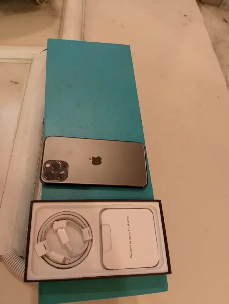 Iphone 11 pro 256gb selera apple