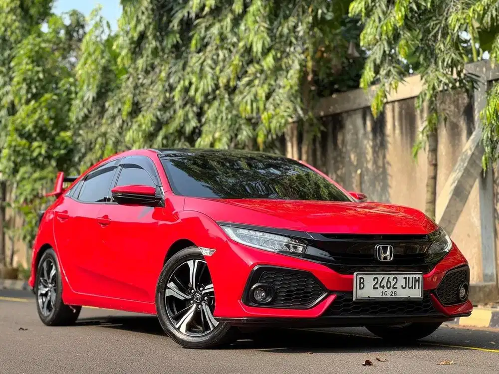 HONDA CIVIC E HATCHBACK 2018 MERAH ISTIMEWA GOOD CONDITION PAJAK PANJG