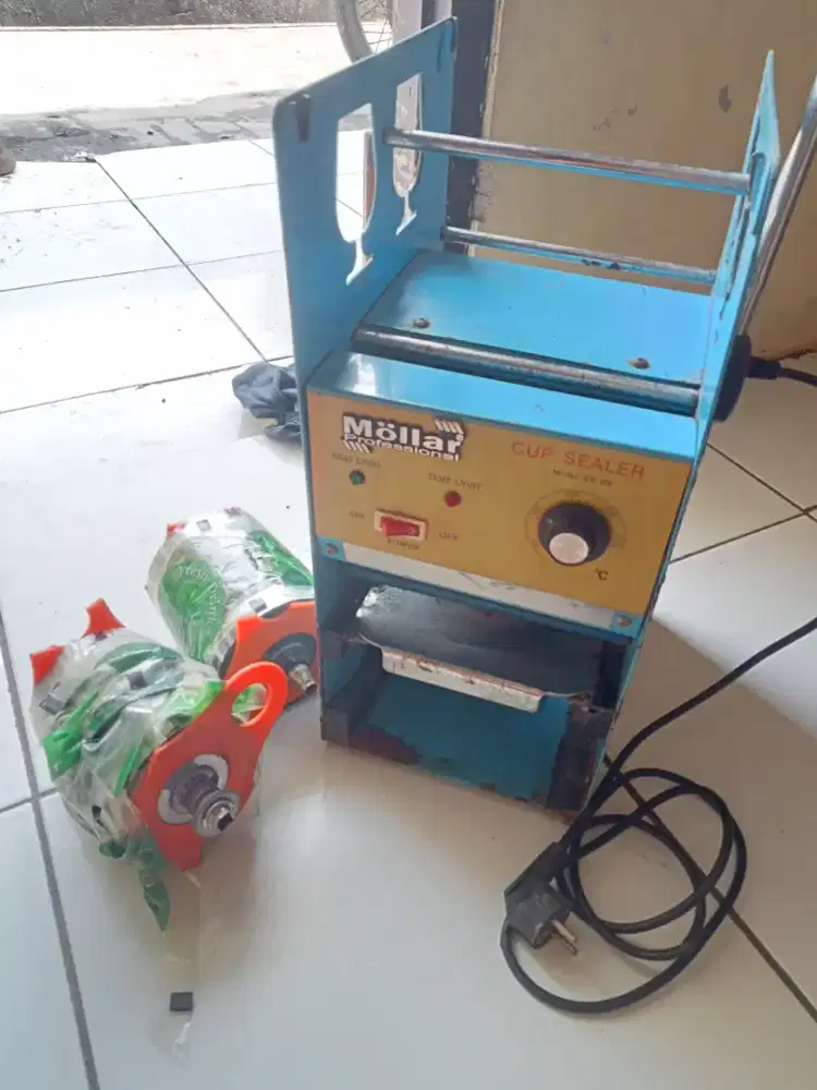 Cup Sealer Merek Mollar