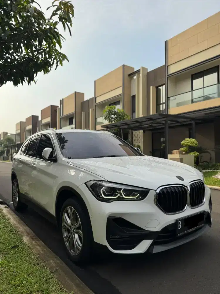 BMW X1 sDrive18i Dynamic Line LCI 2022 (Non Panoramic) mint condition