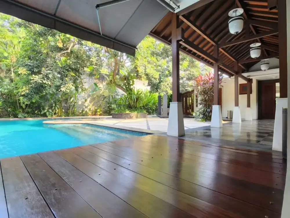 Vibes Villa. Rumah Dijual Cilandak Barat. Asri, Tenang. Tanah Besar. NEGO