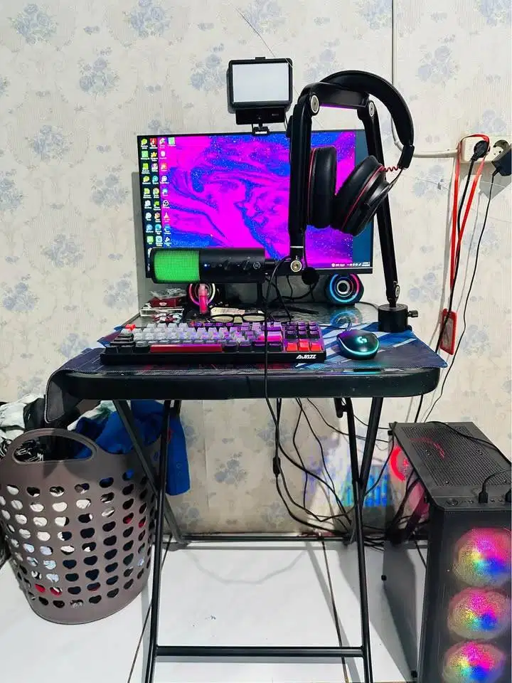 PC GAMING & PERLENGKAPAN STREAMING