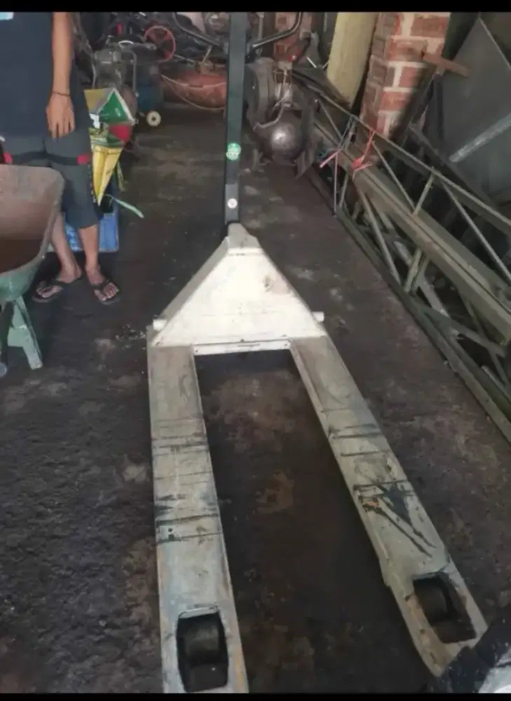 Jek palet normal