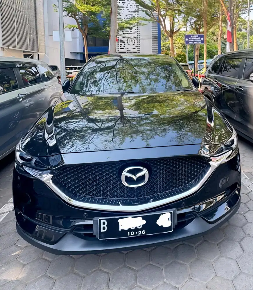 Mazda CX-5 2021 Bensin hitam istimewa.