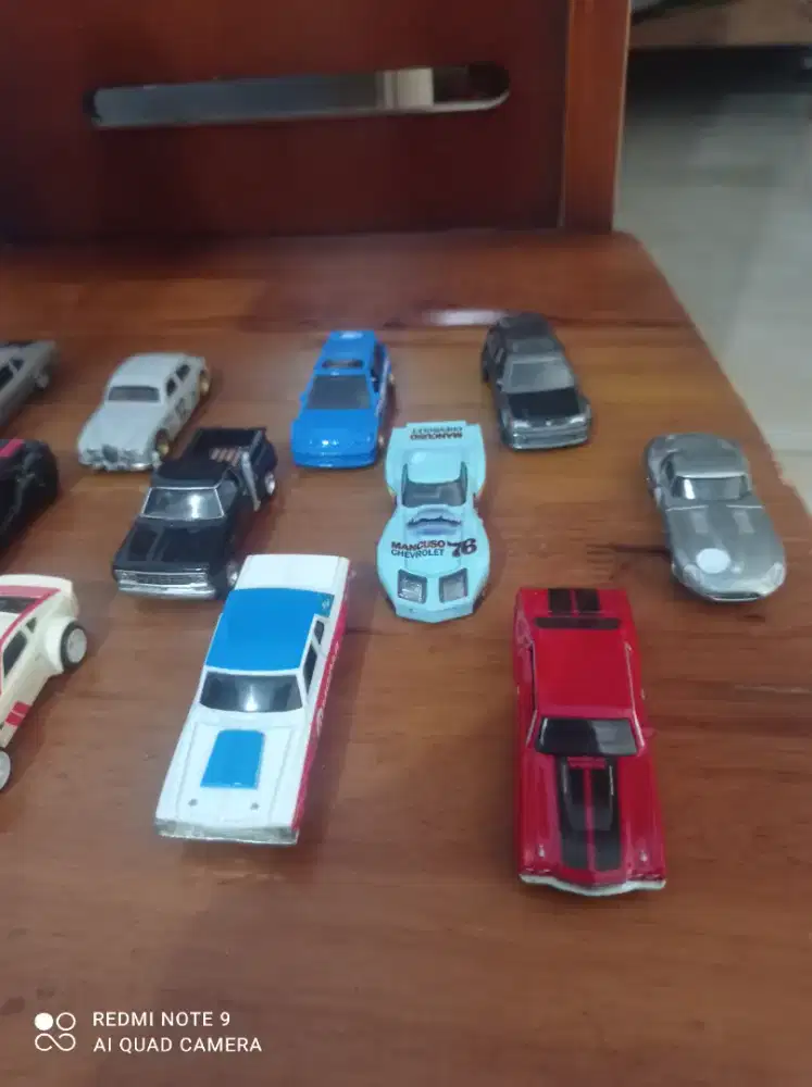 Hotwheels loose premium ban karet harga variasi 40- 75 rb